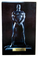 "KINGDOM COME - SUPERMAN" STATUE.