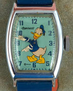 "INGERSOLL DONALD DUCK HAPPY BIRTHDAY" SPECIALLY PACKAGED WATCH SET.