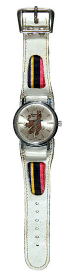 "SCOOBY DOO" 17 JEWEL WATCH.