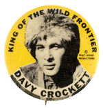 "DAVY CROCKETT" FESS PARKER PORTRAIT BUTTON FROM THE HAKE COLLECTION.