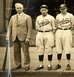 1926 “OVERLAND SALES” CAR DEALERSHIP VINTAGE FRAMED TEAM PHOTO.