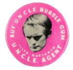 "BUY U.N.C.L.E. BUBBLE GUM" SHOWING "ILLYA KURYAKIN" BUTTON