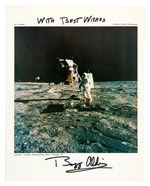 NASA ASTRONAUT BUZZ ALDRIN SIGNED PHOTO.