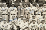 ST. LOUIS CARDINALS 1931 TEAM PHOTO WITH FIVE HOF MEMBERS.