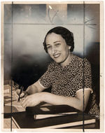 HOF MEMBER AND NEGRO LEAGUE LEGEND EFFA MANLEY NEWS SERVICE PHOTO.