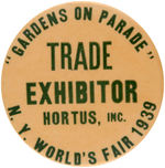 NEW YORK WORLD'S FAIR 1939 PAIR OF "EMPLOYEE" AND "TRADE EXHIBITOR" BUTTONS.