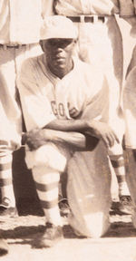 CONCORDIA EAGLES C. 1934 TEAM PHOTO W/MARTIN DIHIGO & ALEJANDRO OMS.