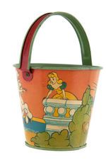 "GULLIVER'S TRAVELS" SMALL SAND PAIL.