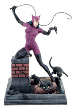 "CATWOMAN, GOTHAM'S GREATEST THIEF!" STATUE.