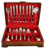 "FANTASIA" RARE AND EXTENSIVE SET OF HIGH QUALITY SILVERWARE.