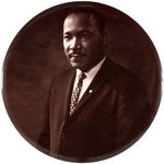 MARTIN LUTHER KING 1960s GIANT 9" BUTTON.