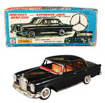 LARGE "MERCEDES BENZ 220S" WITH AUTOMATIC JACK FRICTION TOY CAR.