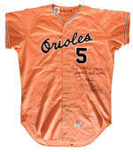 BROOKS ROBINSON SIGNED 1971 PROTOTYPE BALTIMORE ORIOLES JERSEY.