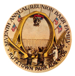 BAER FAMILY 1906 REUNION BUTTON SHOWING BEARS AT AMUSEMENT PARK.