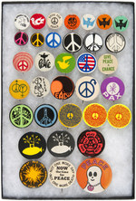 MID TO LATE 1960'S VIETNAM AND PEACE THEMED BUTTONS.