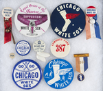 CHICAGO WHITE SOX TEN BUTTONS 1930s-1950s PLUS 14K GOLD MEDALLION/RIBBON BADGE.