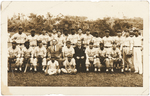 "CIENFUEGOS" 1945-46 CHAMPIONSHIP TEAM REAL PHOTO POSTCARD WITH MARTIN DIHIGO.