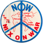 VIETNAM WAR "NIX ON WAR" RARE ANTI-NIXON BUTTON.