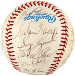 1983 CHICAGO WHITE SOX TEAM-SIGNED BASEBALL.