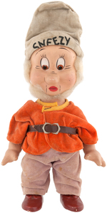 SNOW WHITE AND THE SEVEN DWARFS - "SNEEZY" KNICKERBOCKER DOLL.