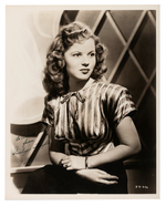 SHIRLEY TEMPLE SIGNED PHOTO.