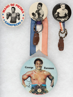 BOXING CHAMPIONS BUTTON LOT - JOE LOUIS/BILLY CONN/GEORGE FOREMAN/ROBERTO DURÁN.