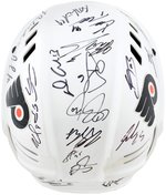 PHILADELPHIA FLYERS 2010-2011 TEAM-SIGNED HELMET.