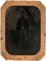 TINTYPE OF US CIVIL WAR UNION SOLDIER IN BRASS FRAME.