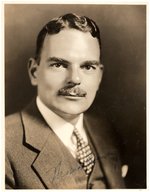 "THOMAS E. DEWEY" SIGNED PHOTOGRAPH.