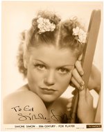 "CAT PEOPLE" STAR SIMONE SIMON SIGNED PUBLICITY PHOTO.