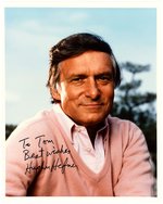 "PLAYBOY" FOUNDER & PUBLISHER HUGH HEFNER SIGNED PHOTO.