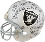 OAKLAND RAIDERS 1998 TEAM SIGNED FOOTBALL HELMET.