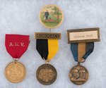 G.A.R. EARLY MEMORIAL BUTTON PLUS THREE BATTLE CENTENNIAL BADGES FROM THE 1960s.