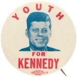 "YOUTH FOR KENNEDY" 1960 PRESIDENTIAL CAMPAIGN BUTTON.