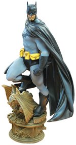 SIDESHOW TOYS EXCLUSIVE PREMIUM FORMAT BATMAN "THE DARK KNIGHT" STATUE.