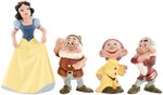 SNOW WHITE AND THE SEVEN DWARFS AMERICAN POTTERY FIGURINE SET.