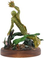 "CREATURE FROM THE BLACK LAGOON" RANDY BOWEN PAINTED COLD-CAST MODEL KIT.