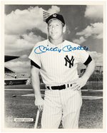 MICKEY MANTLE SIGNED PHOTO.