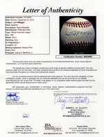 JOE DiMAGGIO SINGLE-SIGNED BASEBALL.