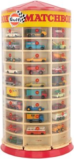 1966 MATCHBOX STORE DISPLAY WITH SET OF 75 VEHICLES.