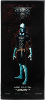 "HELLBOY - ABE SAPIEN" BOXED SIDESHOW MAQUETTE STAUE.