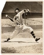 C. 1940s MAX MANNING NEWARK EAGLES NEWS SERVICE PHOTO.