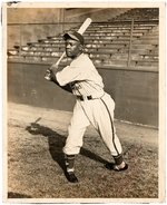 C. LATE 1940s LORENZO "CHIQUITIN" CABRERA NEW YORK CUBANS PRESS PHOTO.