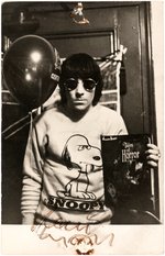THE WHO DRUMMER KEITH MOON SIGNED PHOTO.
