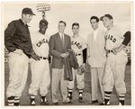 C. 1952 CHICAGO WHITE SOX BASEBALL PHOTO WITH MINNIE MINOSO.