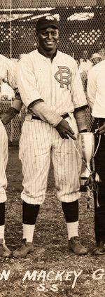 1927 PHILADELPHIA ROYAL GIANTS VS HAWAII ASAHI (TOUR OF JAPAN) PANORAMA W/HOF'ERS MACKEY & COOPER.