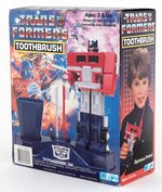 "TRANSFORMERS" BATTERY POWERED TOOTHBRUSH IN BOX.
