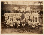 C. 1930s PULLMAN PORTERS AFRICAN AMERICAN BASEBALL TEAM ORIGINAL PRESS PHOTO.