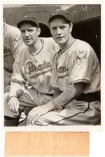 1939 PITTSBURGH PIRATES W/PIE TRAYNOR (HOF) ORIGINAL PRESS PHOTO.