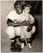 C. 1950s MINNIE MINOSO (MARIANAO) CUBAN BASEBALL ORIGINAL PRESS PHOTO.